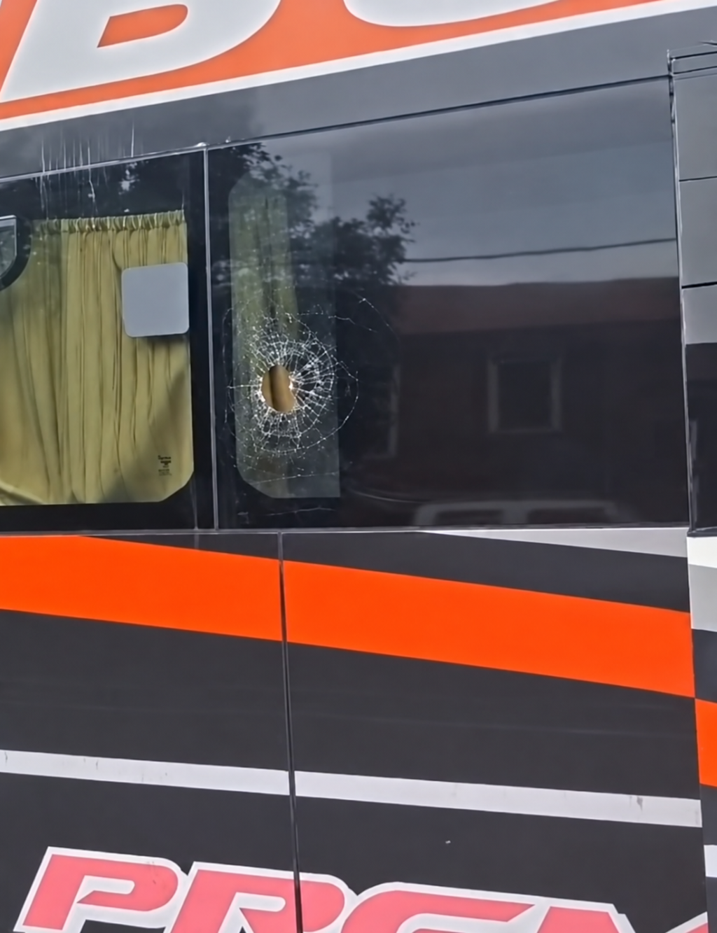 aa_colectivo_roto