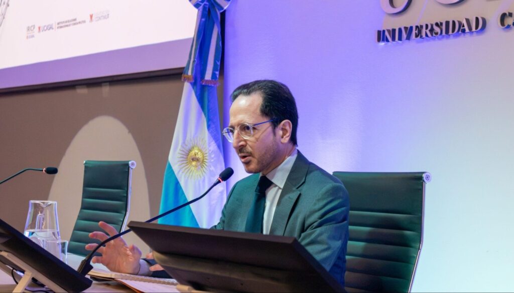aa_ucasal_mundo1